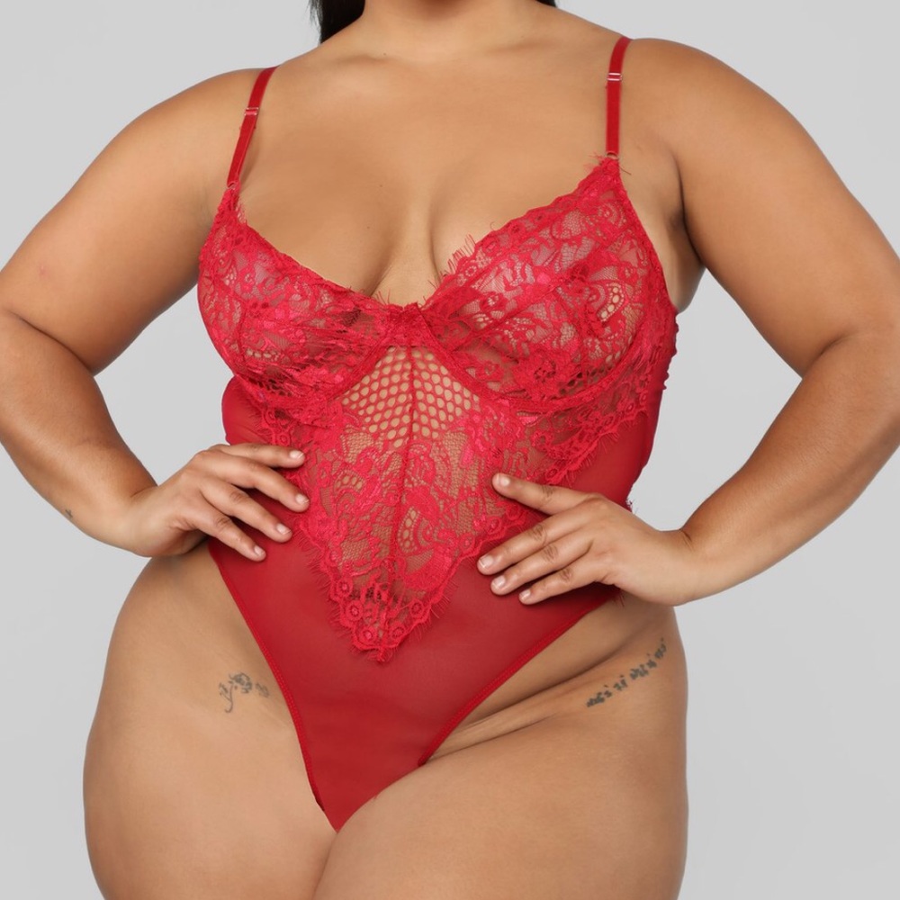 Plus size Red lace teddy